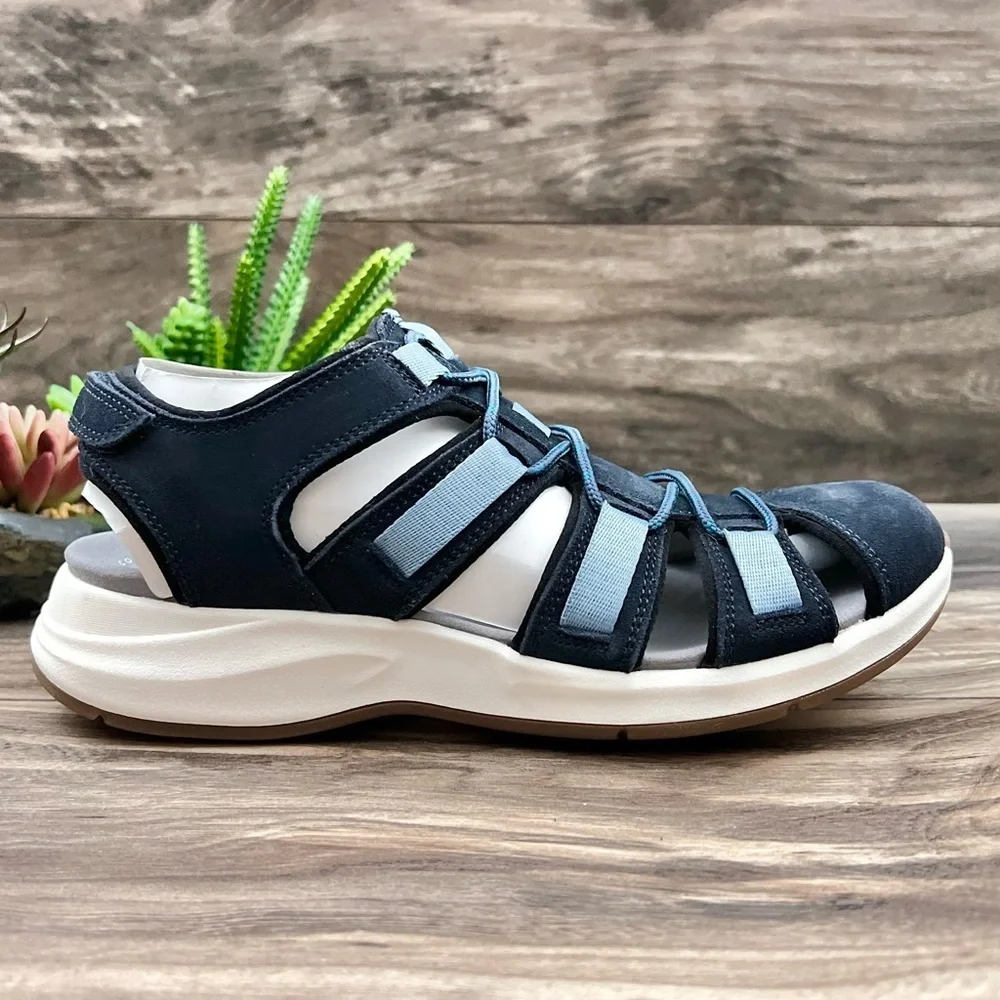 NIB Clarks Solan Sail Fisherman Sandal Navy Combi Suede